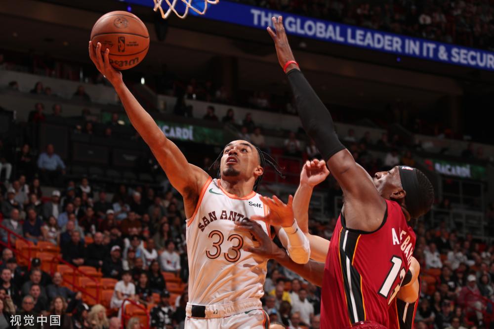 通过这样的 通过这样的