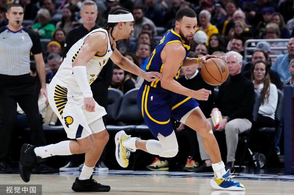 借助团战胜 借助团战胜