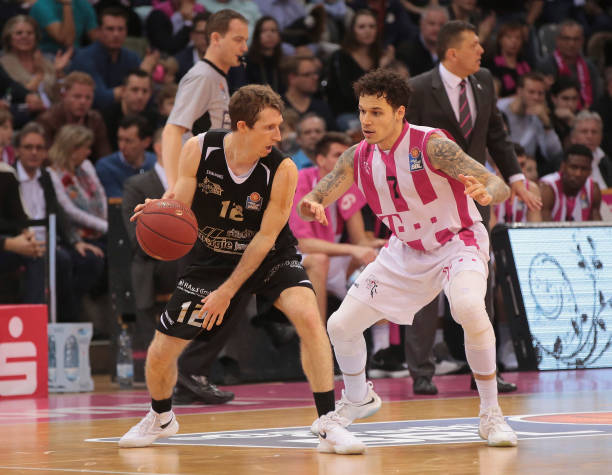 将肩负起多 将肩负起多