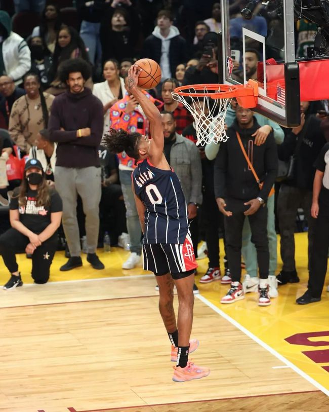 他在任期间 他在任期间